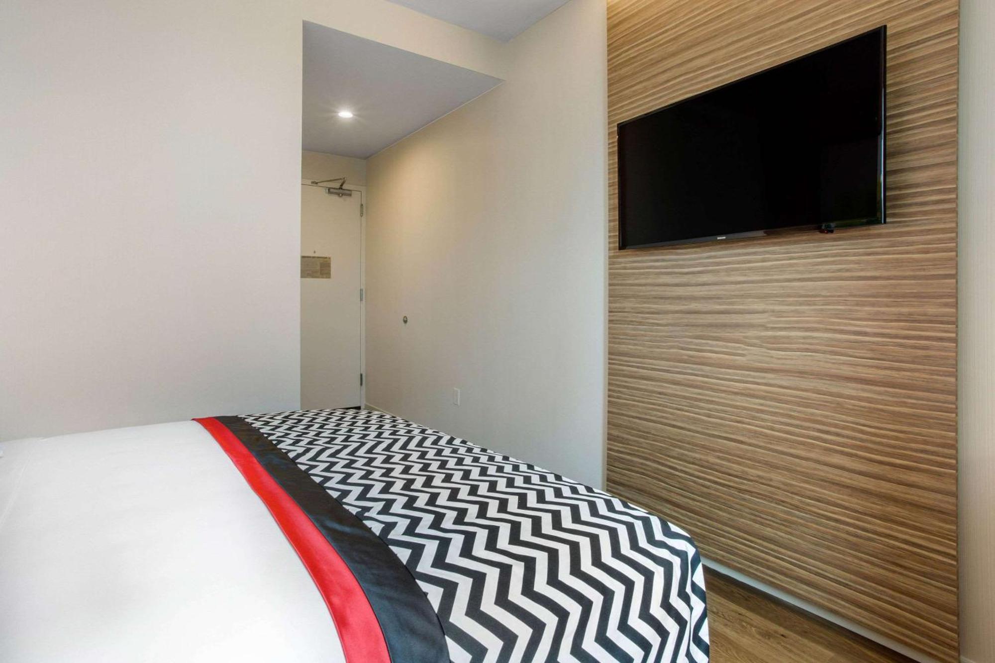 Insignia Hotel Brooklyn, Ascend Hotel Collection New York Buitenkant foto